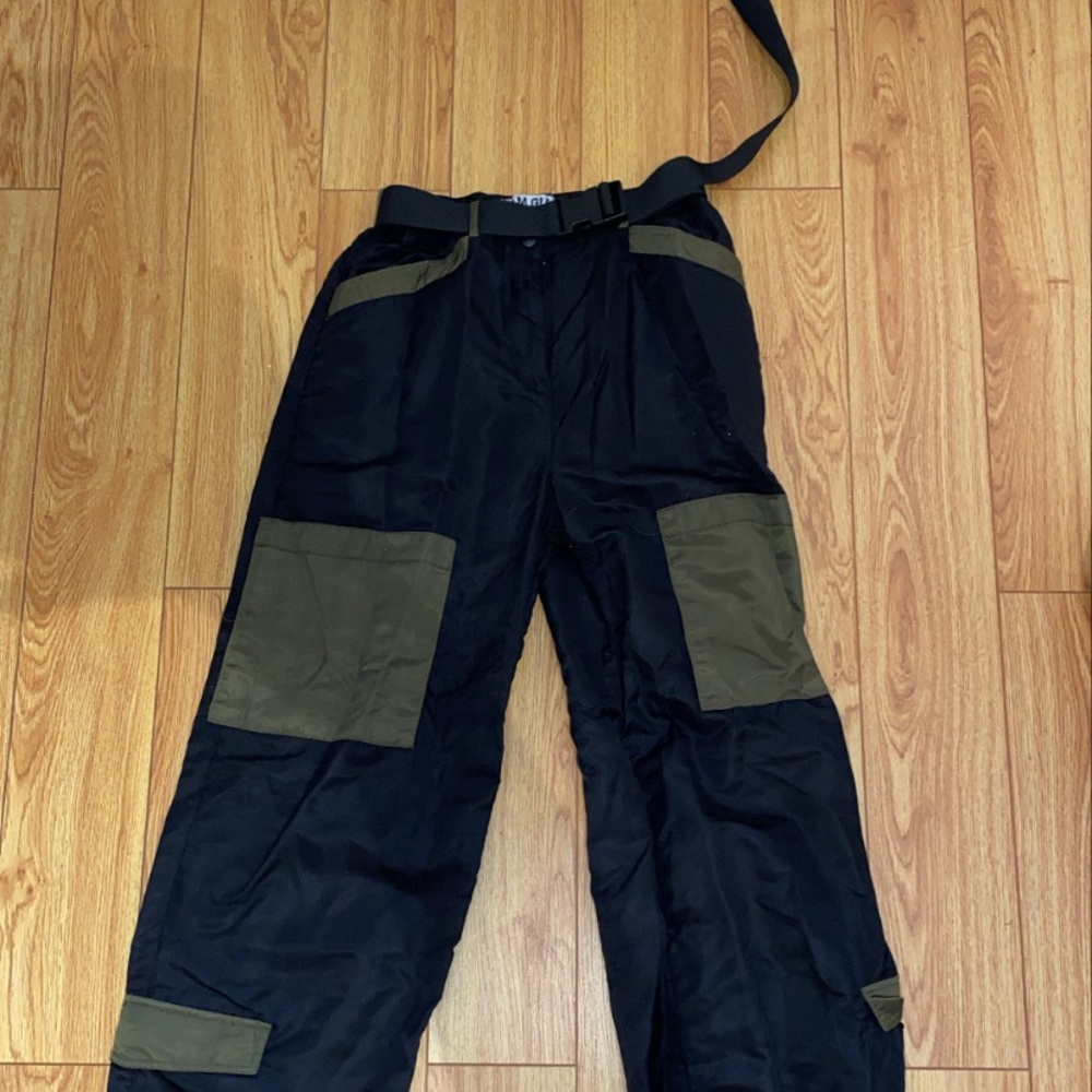 I.AM.GIA CARGO BLACK AND KAHKI PANTS.